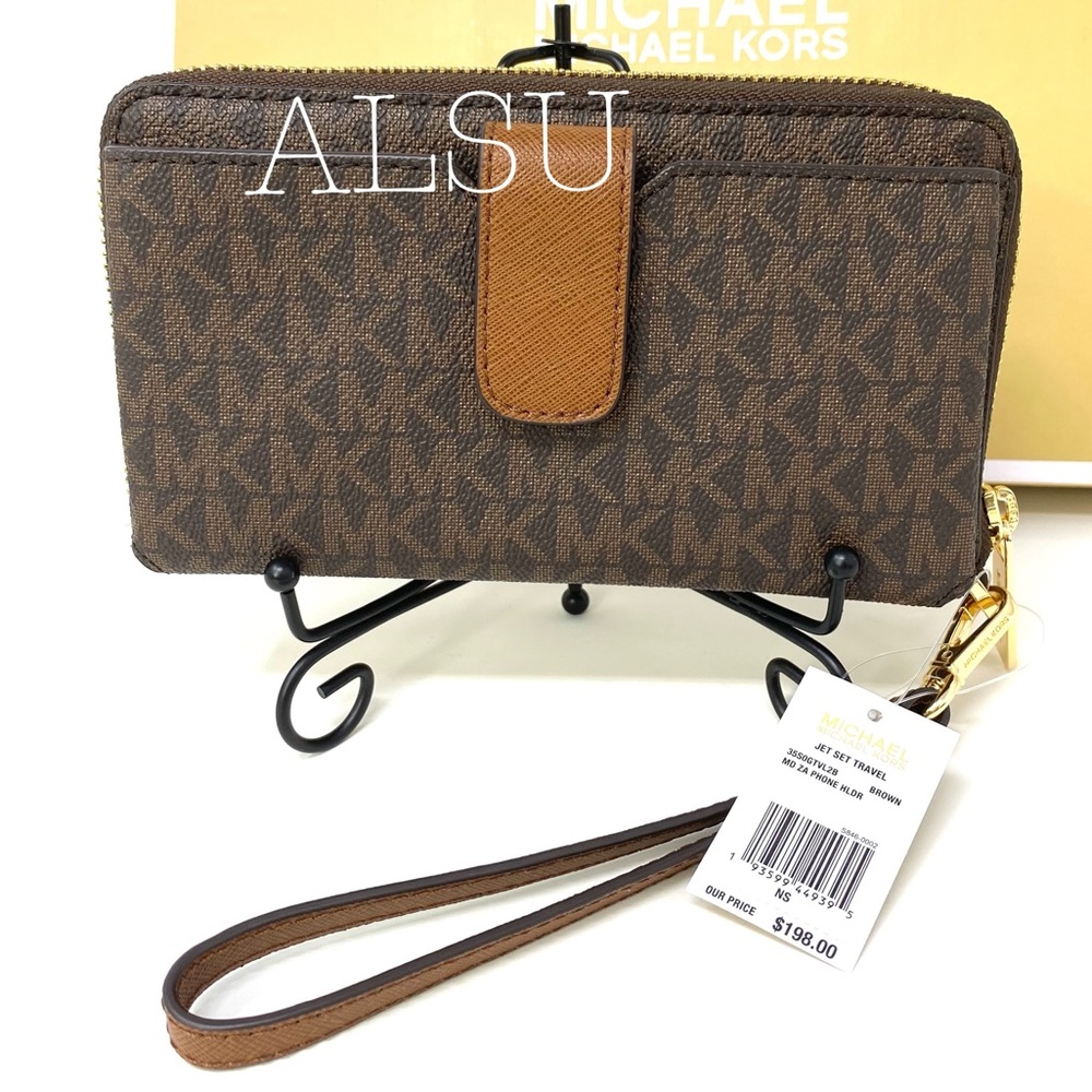 Michael Kors Medium Zip Phone Holder Brown Leather - Picture 3 of 9